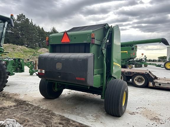 Image of John Deere 560M equipment image 3