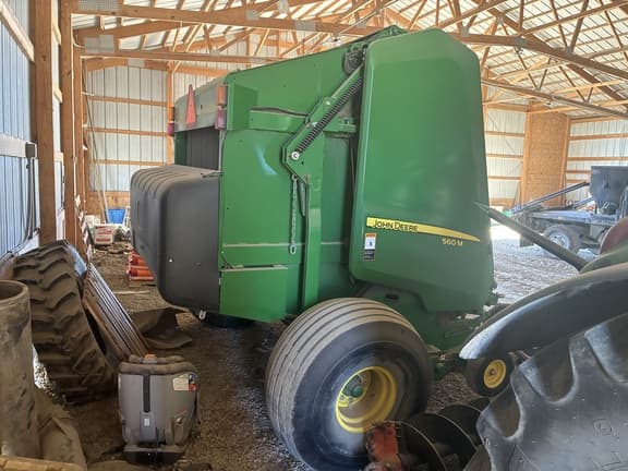 Image of John Deere 560M equipment image 3
