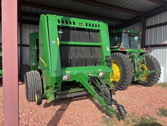 Image of John Deere 560M equipment image 1