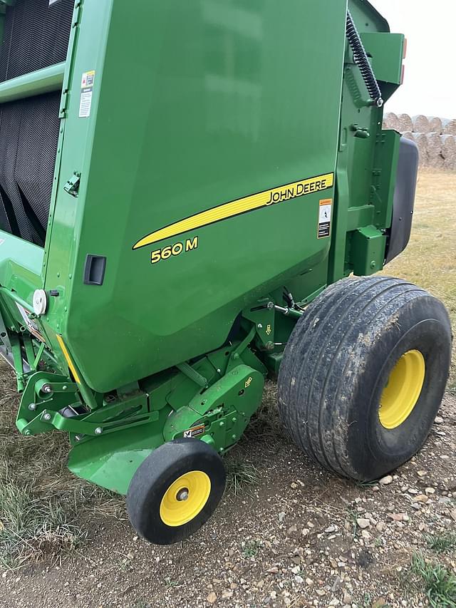 Image of John Deere 560M equipment image 3