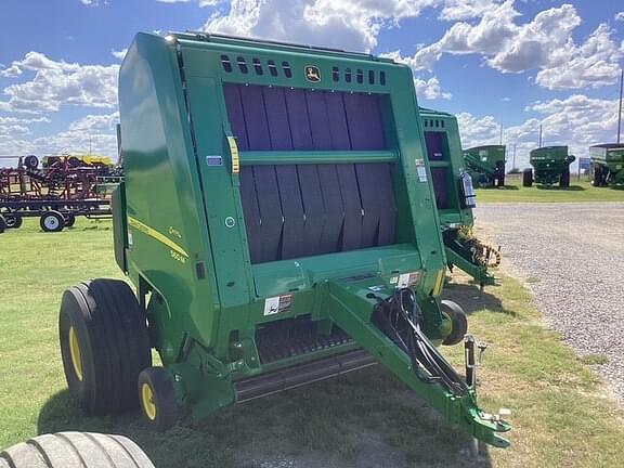 Image of John Deere 560M equipment image 2