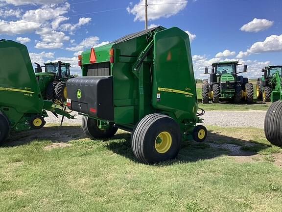 Image of John Deere 560M equipment image 3