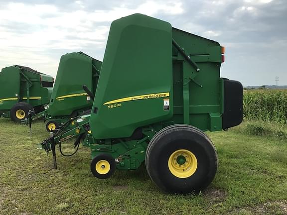 Image of John Deere 560M equipment image 4