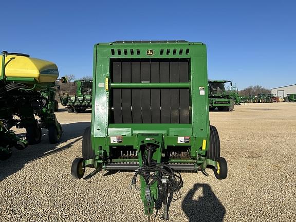 Image of John Deere 560M equipment image 4