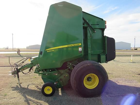 Image of John Deere 560M equipment image 1