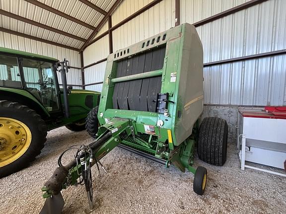 Image of John Deere 560M equipment image 1