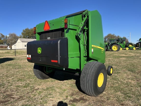 2018 John Deere 560M Equipment Image0