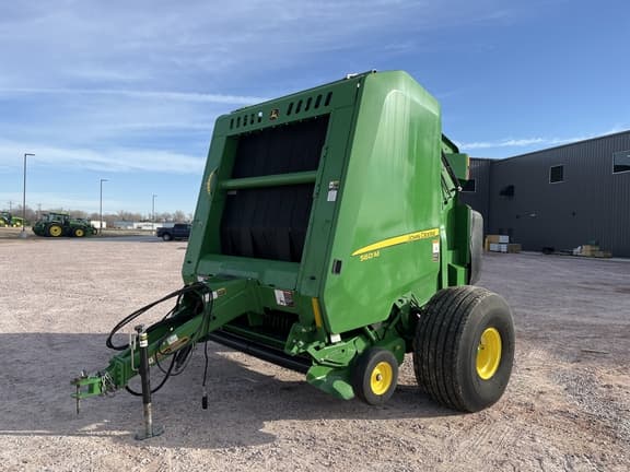 Image of John Deere 560M equipment image 1