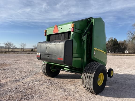 Image of John Deere 560M equipment image 4