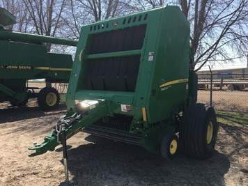 Main image John Deere 560M