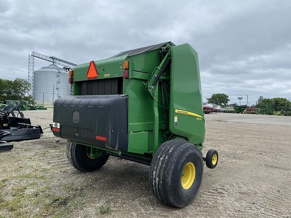 Image of John Deere 560M equipment image 1