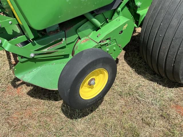 Image of John Deere 560M equipment image 3