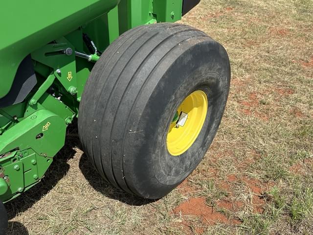 Image of John Deere 560M equipment image 2