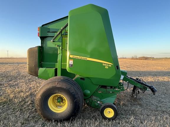 Image of John Deere 560M equipment image 4