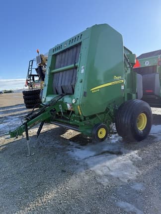 Image of John Deere 560M equipment image 1