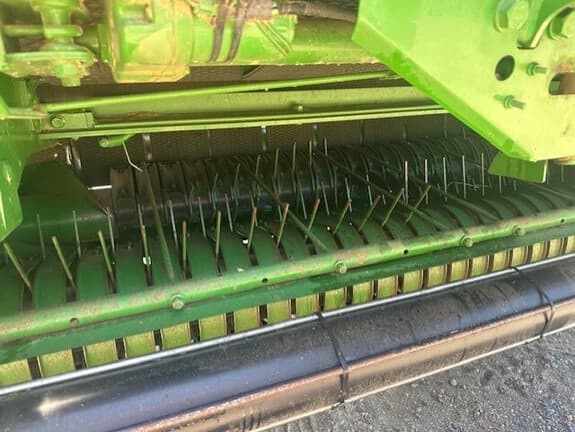 Image of John Deere 560M Silage equipment image 2