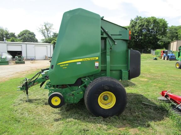 Main image John Deere 560M Silage