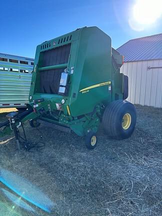Image of John Deere 560M Primary image