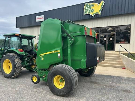 Image of John Deere 560M equipment image 3