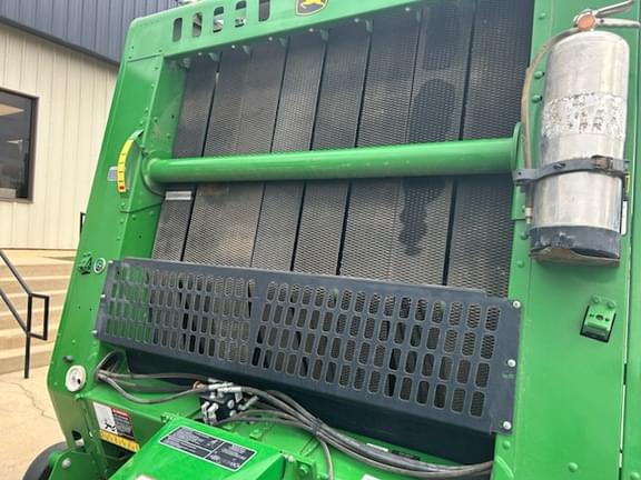 Image of John Deere 560M equipment image 2