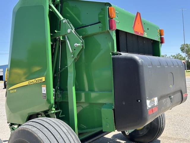 Image of John Deere 560M equipment image 3