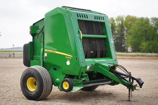 Image of John Deere 560M Silage equipment image 2