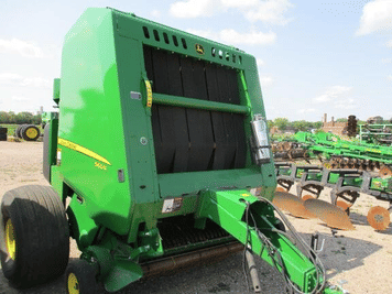 Main image John Deere 560R