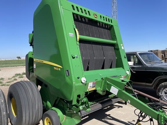 Main image John Deere 560R