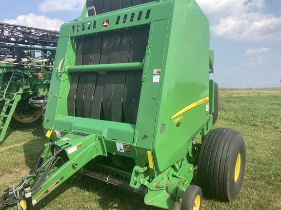Image of John Deere 560R equipment image 3