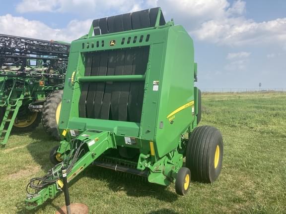 Image of John Deere 560R equipment image 4