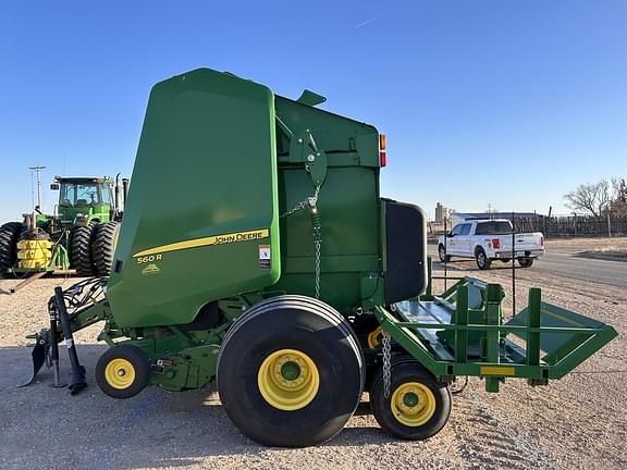 Image of John Deere 560R equipment image 1