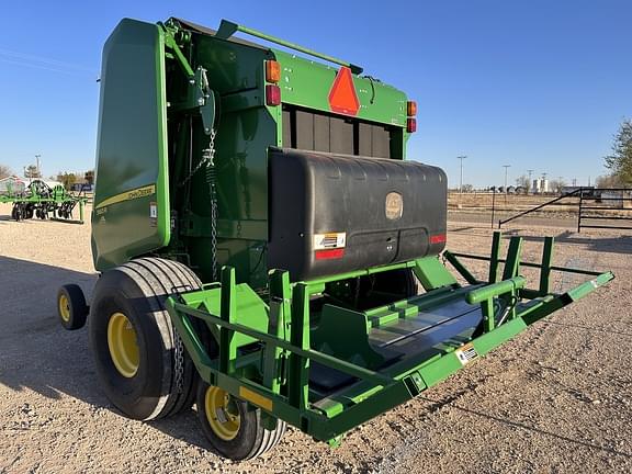 Image of John Deere 560R equipment image 2