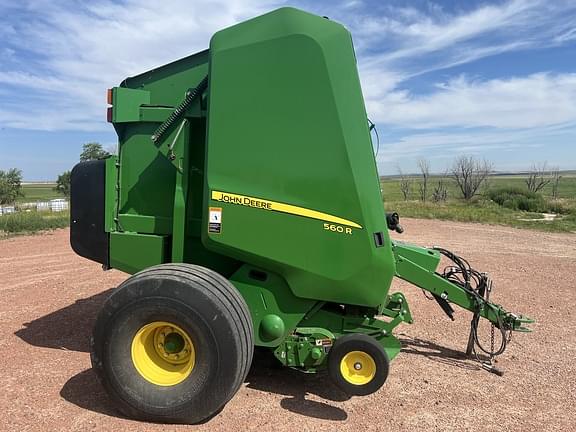 Image of John Deere 560R equipment image 3