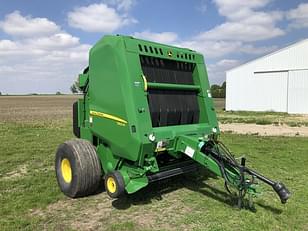 Main image John Deere 560R 7