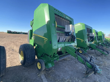 Main image John Deere 560R