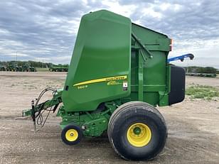 Main image John Deere 560R 4