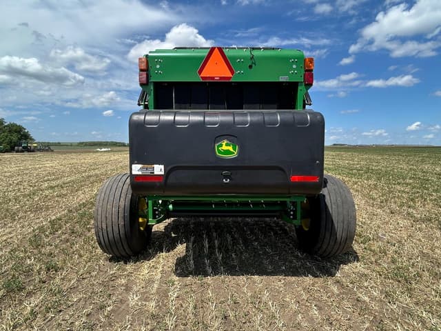 Image of John Deere 560R equipment image 4