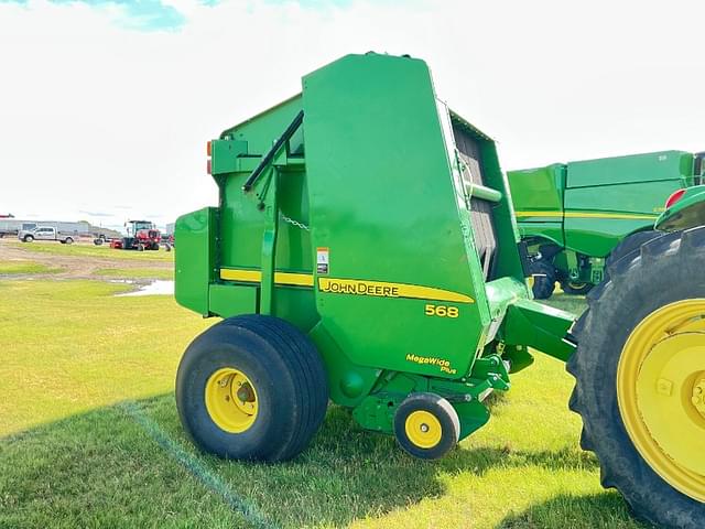 Image of John Deere 568 Mega Wide Plus equipment image 3