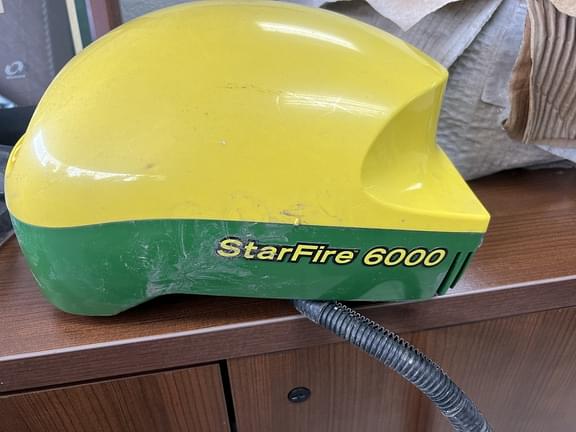 Image of John Deere StarFire 6000 Image 0