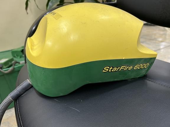 Image of John Deere StarFire 6000 Image 1