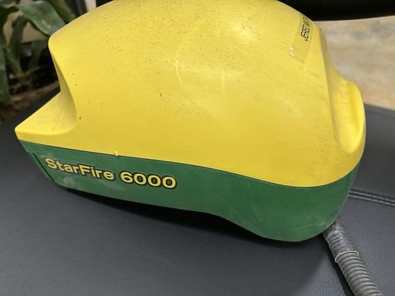 Image of John Deere StarFire 6000 Image 0