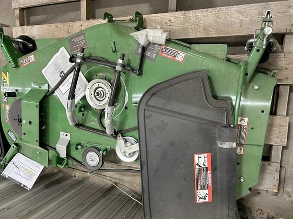Image of John Deere 7 Iron Commercial 60 equipment image 4