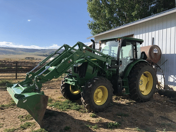 Main image John Deere 6105E