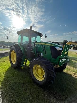 Image of John Deere 6105E equipment image 1