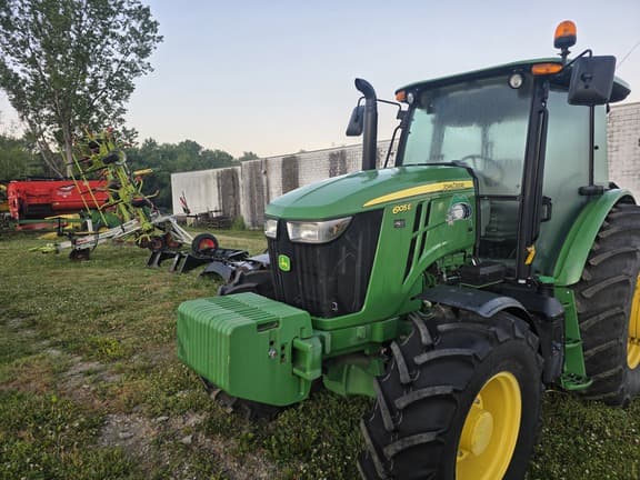 Image of John Deere 6105E equipment image 2