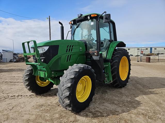 Image of John Deere 6110M equipment image 2