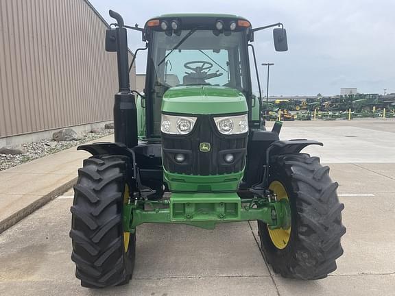 Image of John Deere 6110M equipment image 1