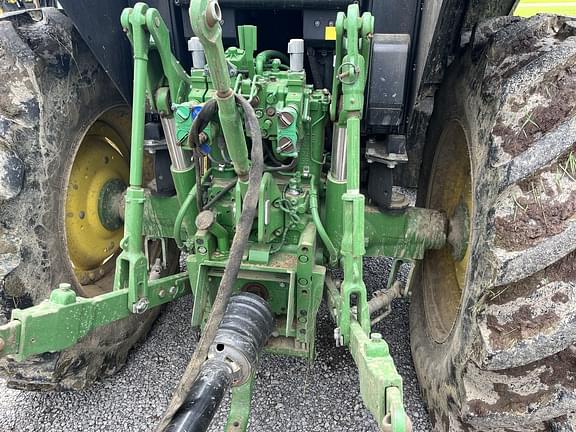 Image of John Deere 6110M equipment image 3
