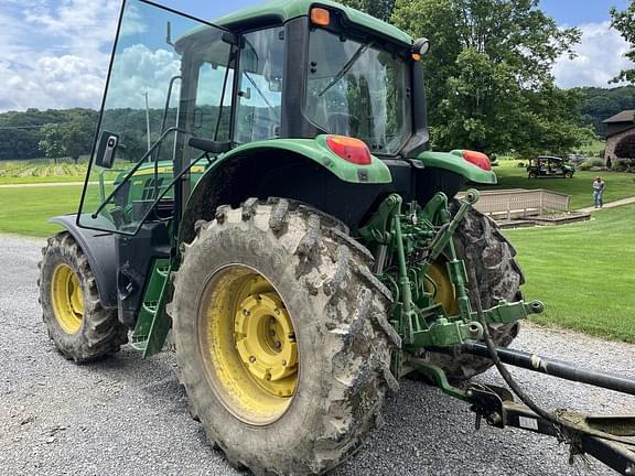 Image of John Deere 6110M equipment image 4