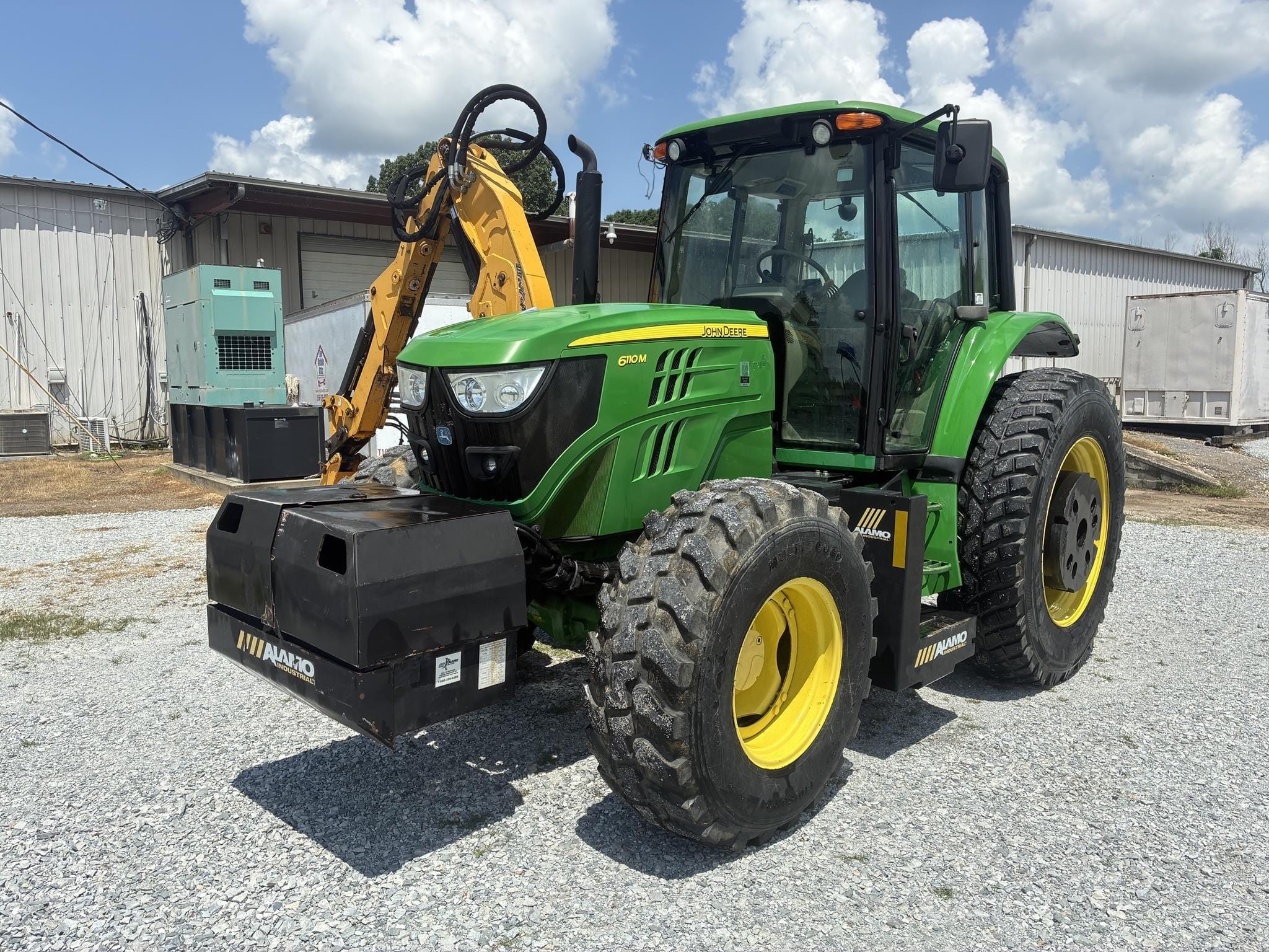 2018 John Deere 6110M Equipment Image0